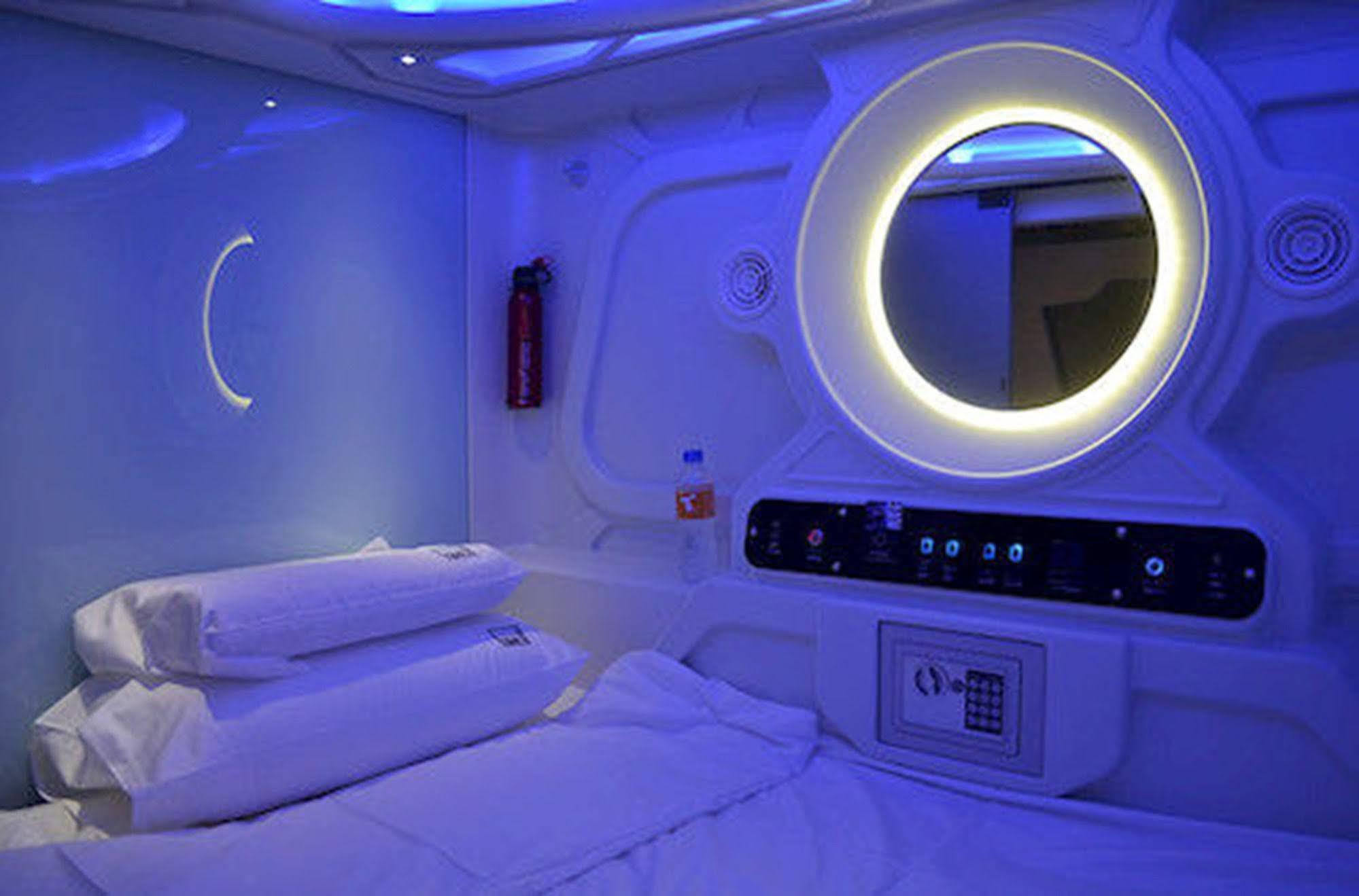 Time Capsule Hotel Georgetown Exterior foto